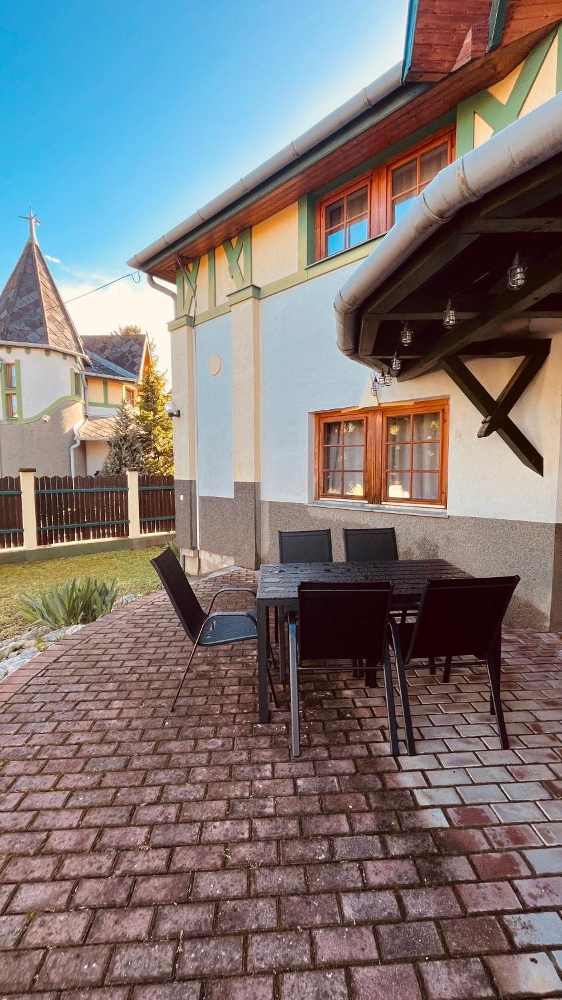 Strigonia Apartment