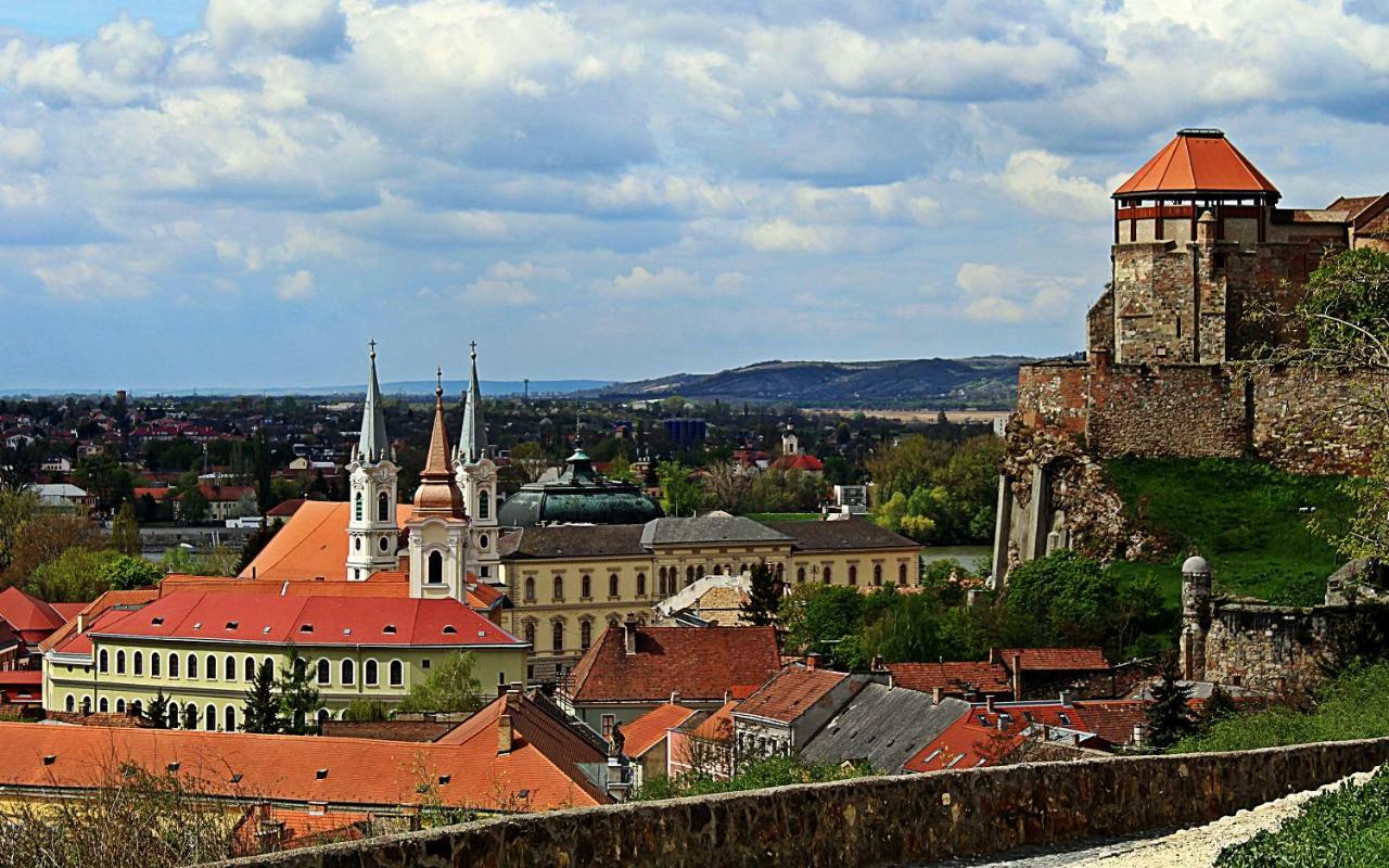 Strigonia * Esztergom